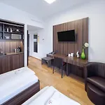 Sevendays Boardinghouse Апарт-отель 4*