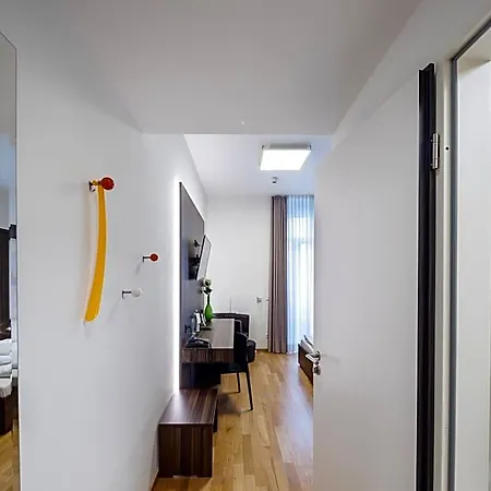 Sevendays Boardinghouse Aparthotel 4*