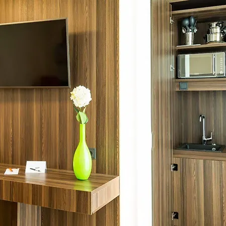 Sevendays Boardinghouse Aparthotel 3*